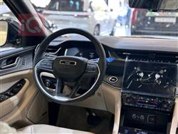 جیپ گراند شیرۆکی